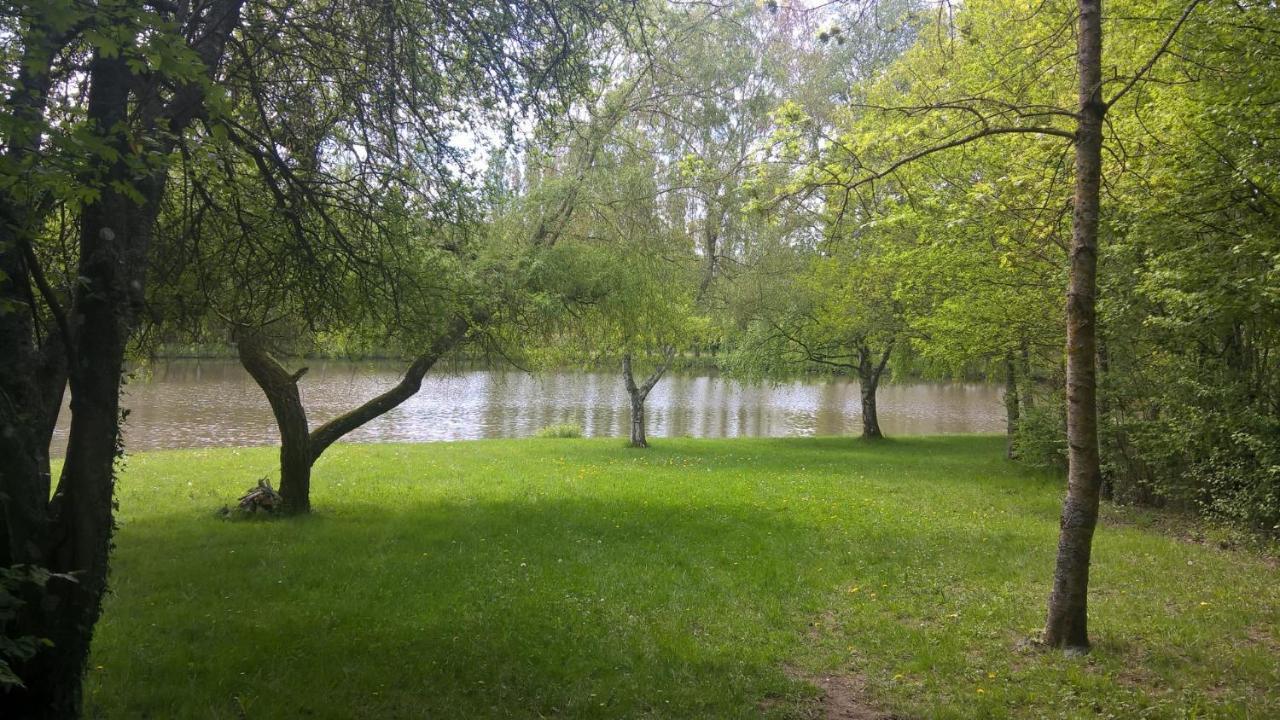 Gite Des Etangs De Beaulieu Le Plessis-Dorin Екстер'єр фото